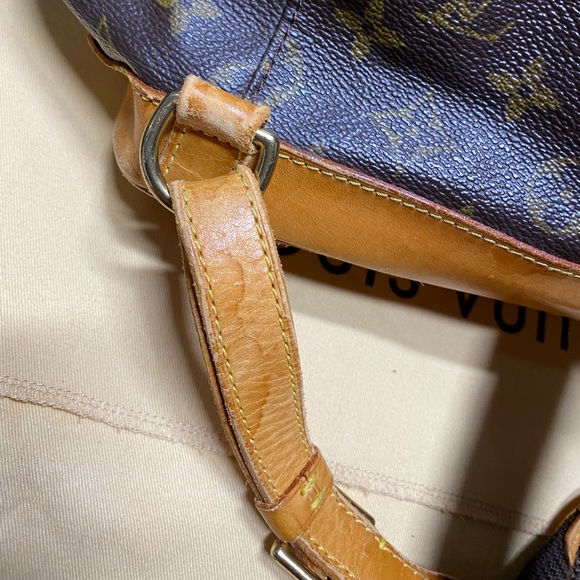Louis Vuitton backpack GM - Picture 12 of 16